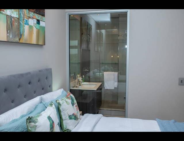 1 BEDROOM APARTMENT FOR SALE IN MENLYN